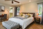 Tranquil master suite w/ kingsize bed and memory foam mattress  